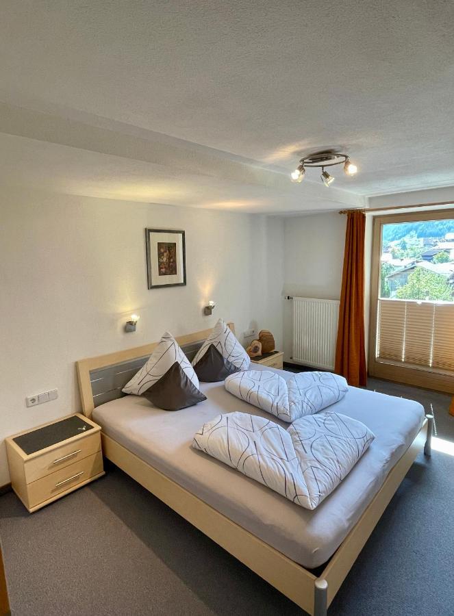 Ferienwohnung Rauch Mathilde ชเวนเดา ภายนอก รูปภาพ